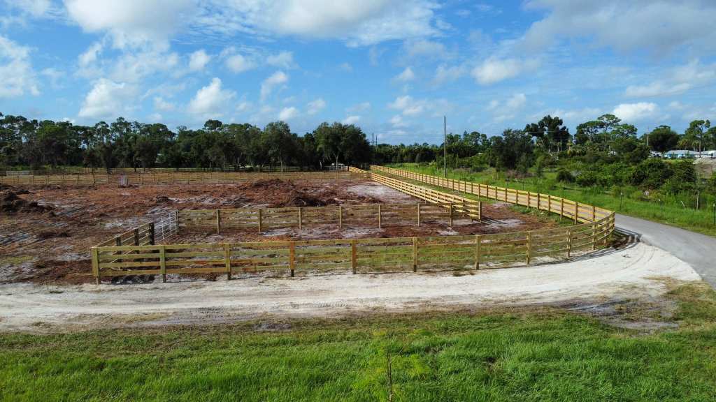 Agricultural Fence Residential Fence